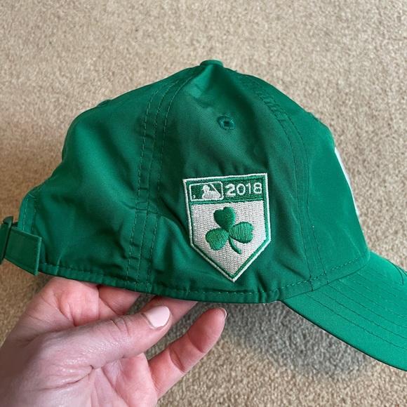 Unisex! MLB Boston Red Sox On Field 2018 ST PATRICKS DAY FLEX Hat by New Era - Picture 5 of 5